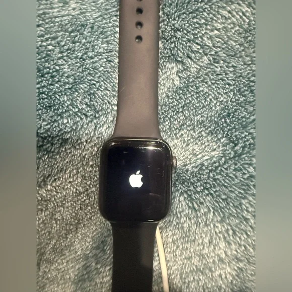 Apple Watch Series 6 40mm GPS/LTE - Picture 3 of 3